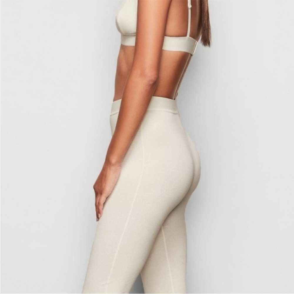 Skims Bone Ribbed Leggings Sz. M - Picture 2 of 7